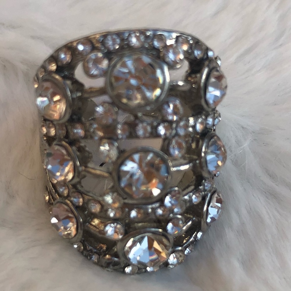 Beautiful Stunning Statement Piece Ring. Size 8 - image 5